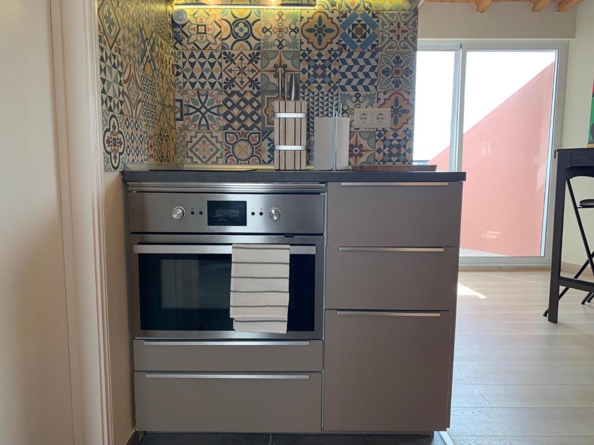 Appartement Apartment2 With Terrace And A View Near Amoreiras Lissabon